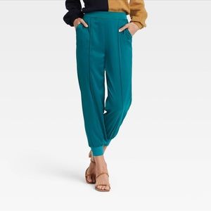 Lightweight joggers
